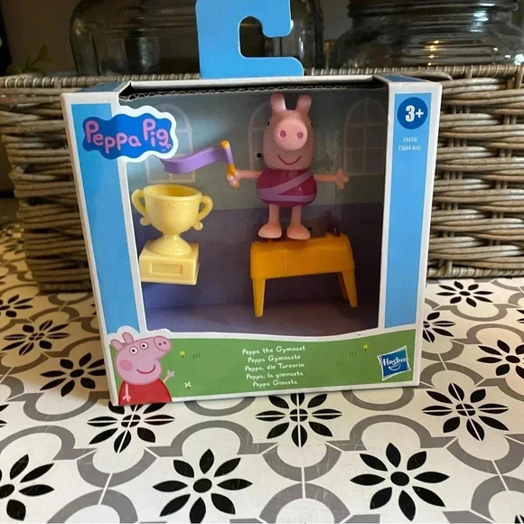 Peppa Pig Gymnast Figure New in Box - Picture 1 of 2
